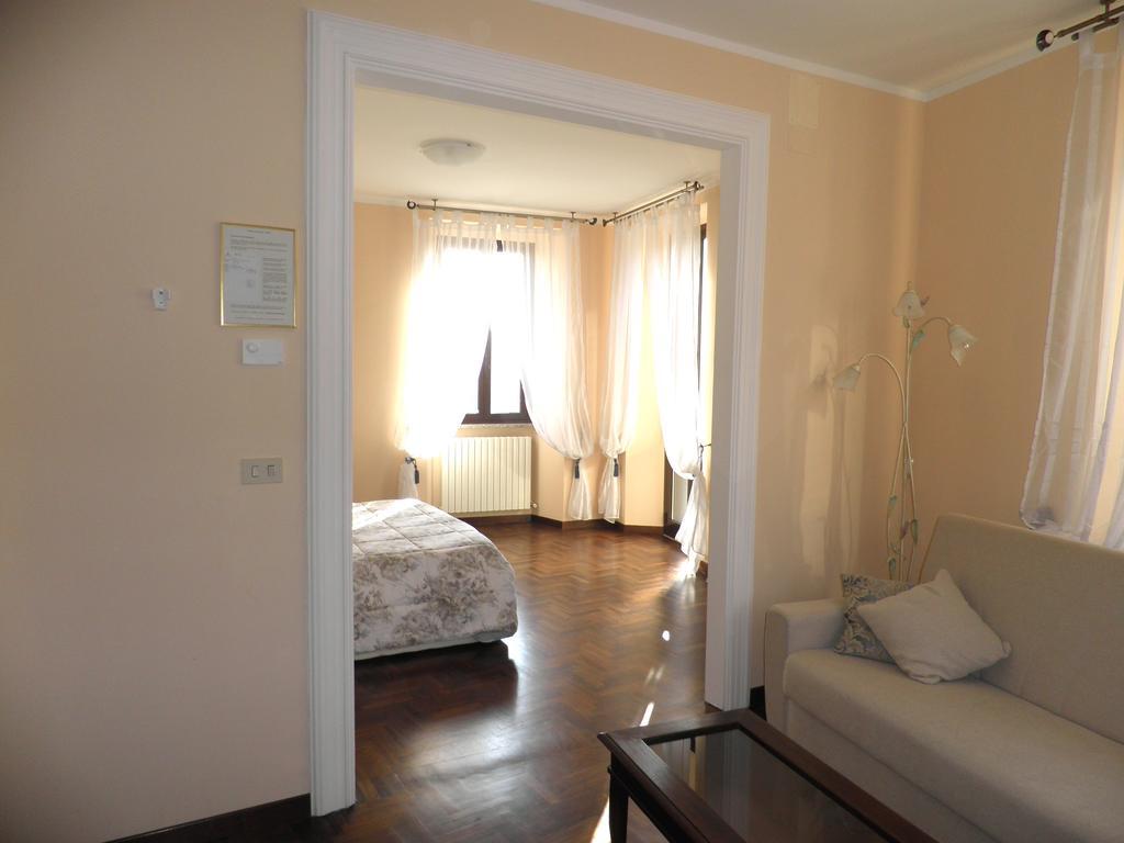 Piazza Degli Angeli Hotel Assisi Ruang foto