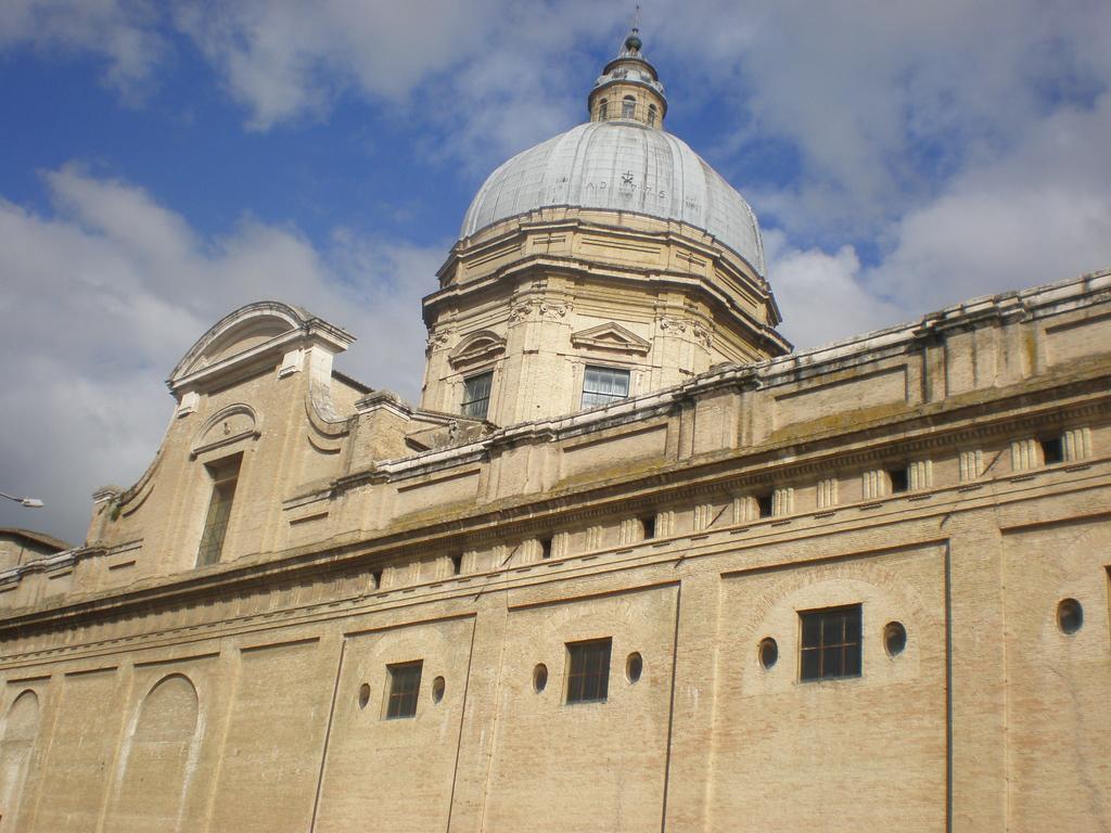 Piazza Degli Angeli Hotel Assisi Bagian luar foto