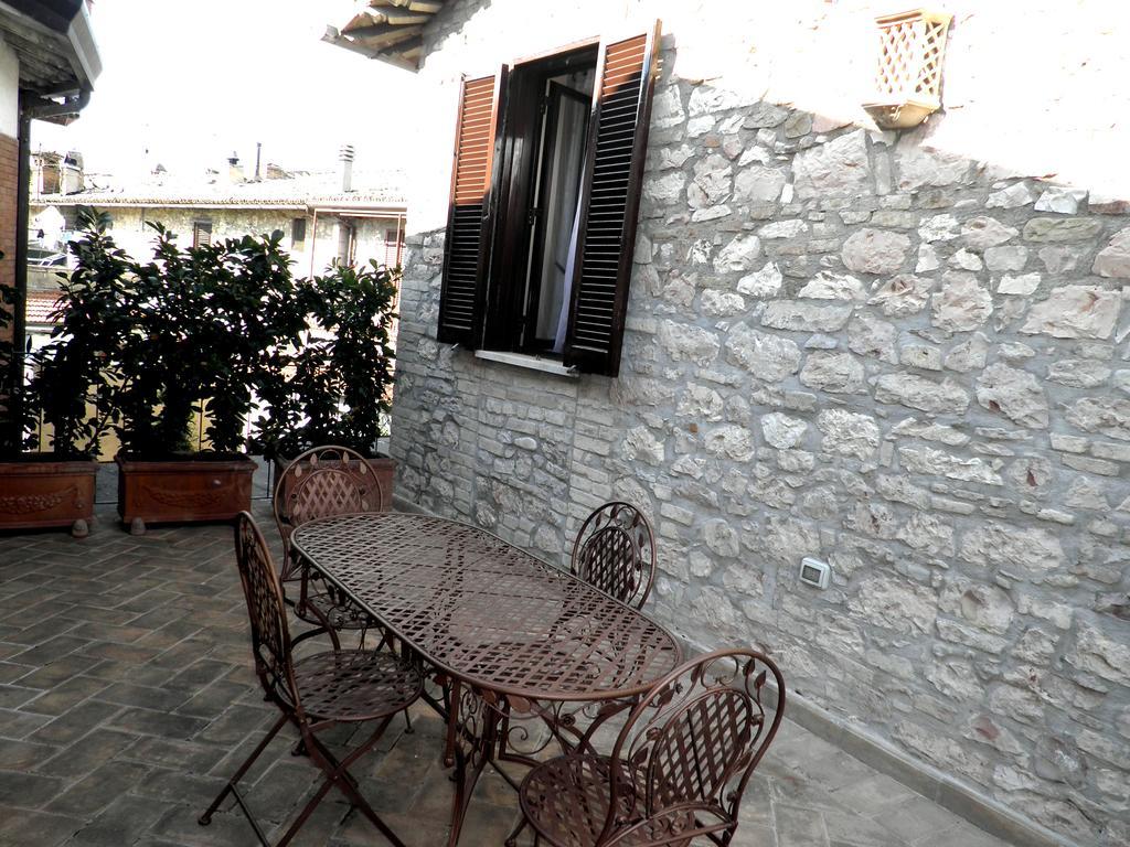 Piazza Degli Angeli Hotel Assisi Bagian luar foto